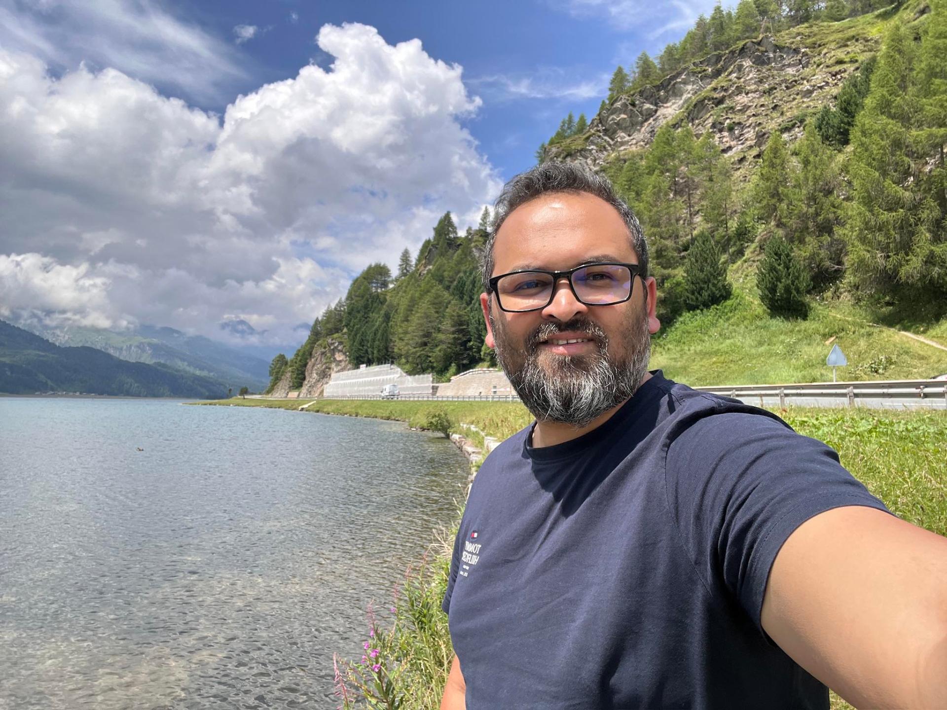 Hameem Russel beside Lake Sils in the Swiss Alps